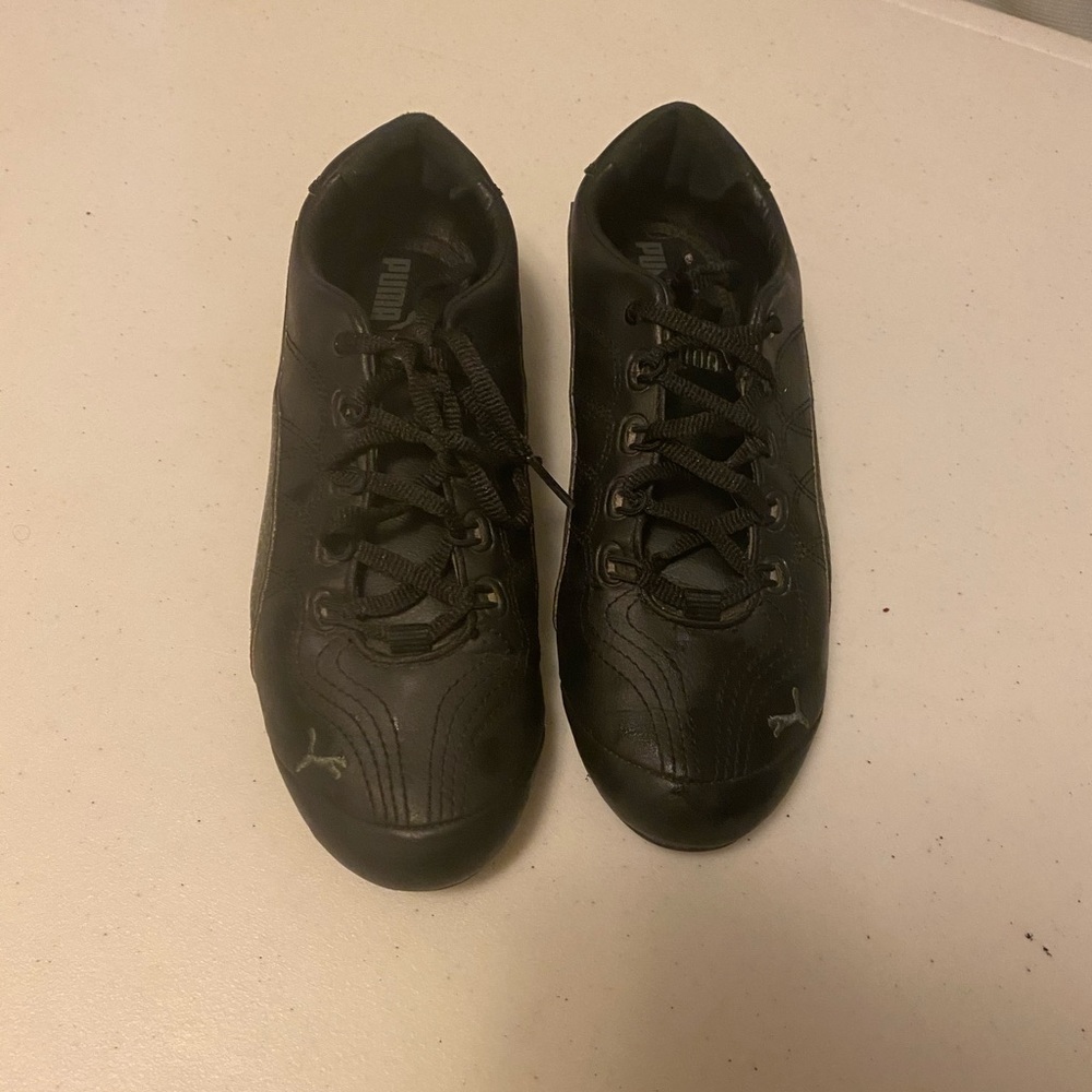 Puma size 6.5 woman’s shoes
